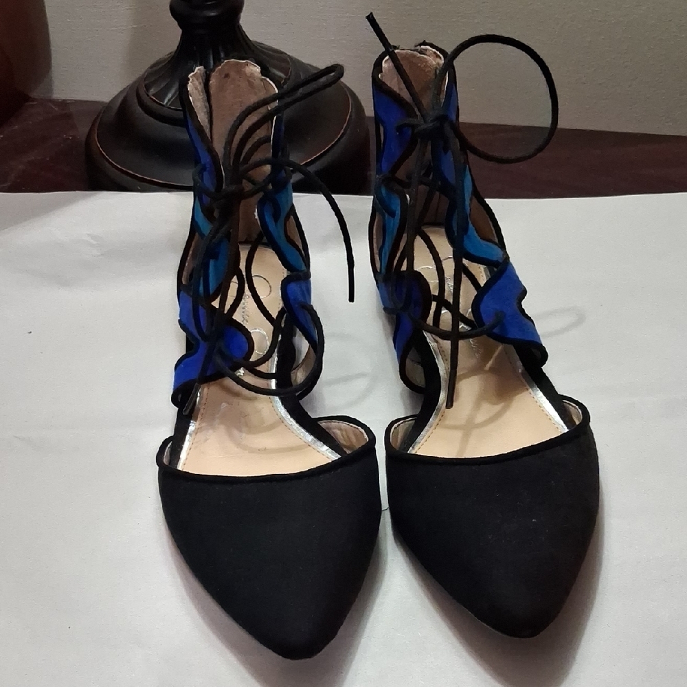 Jessica Simpson Black and Blue Heels